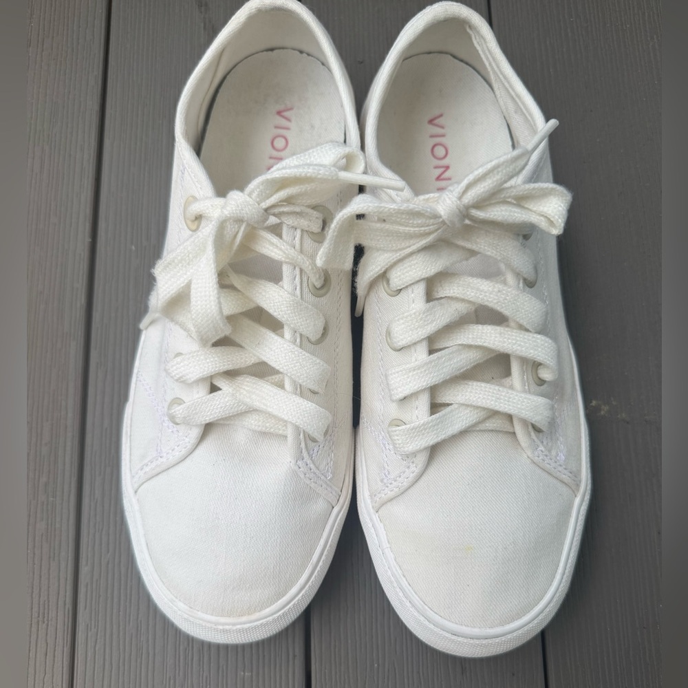 VIONIC White Comfortable Casual Canvas Lace-Up Sneakers Size 6.5 - Picture 2 of 9